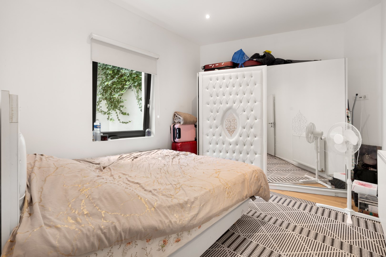 SCHITTEREND GLVL APPARTEMENT MET ZONNIG TERRAS VLAKBIJ CENTRUM 
