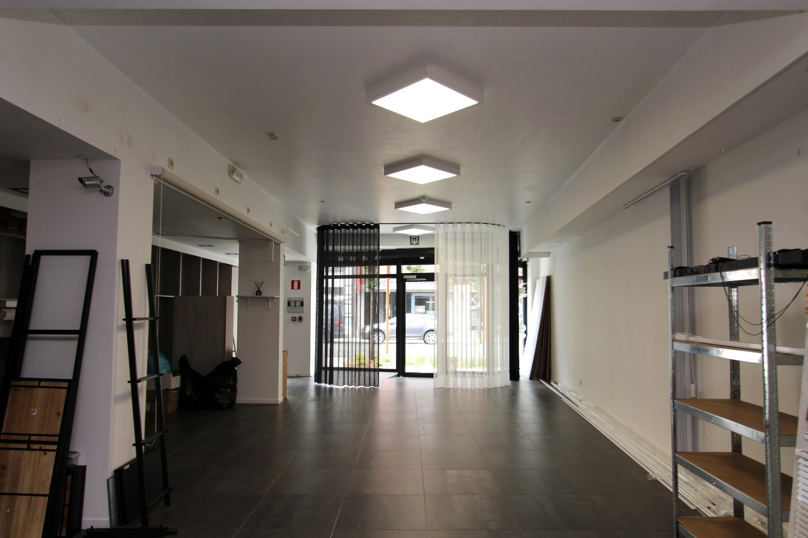 Showroom 