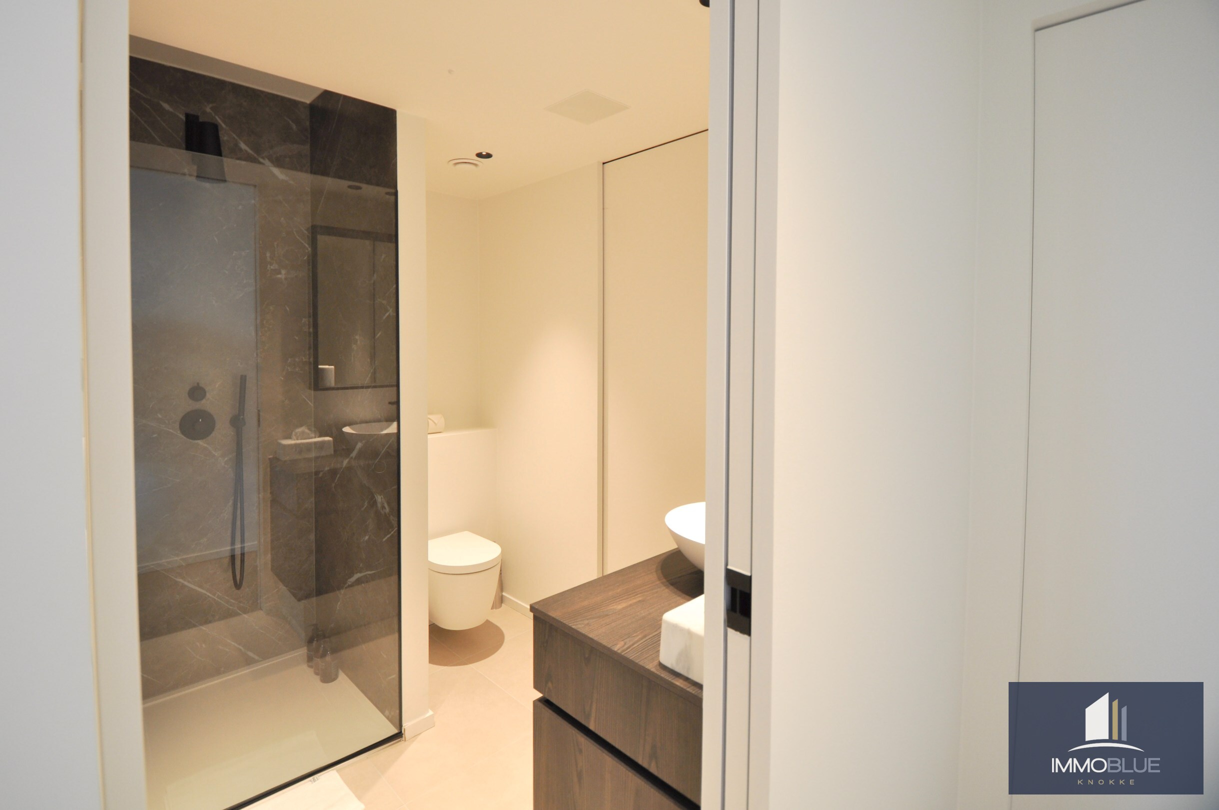 Appartement exclusif avec grandes terrasses et vue panoramique exceptionnelle. 