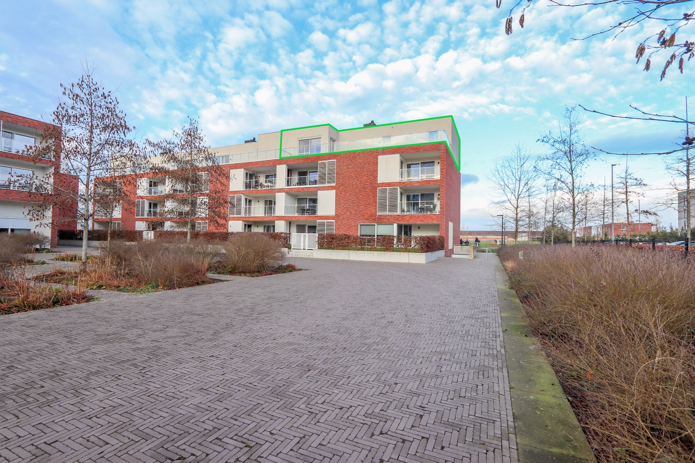 LUXUEUS APPARTEMENT IN HARTJE ZWEVGEM 