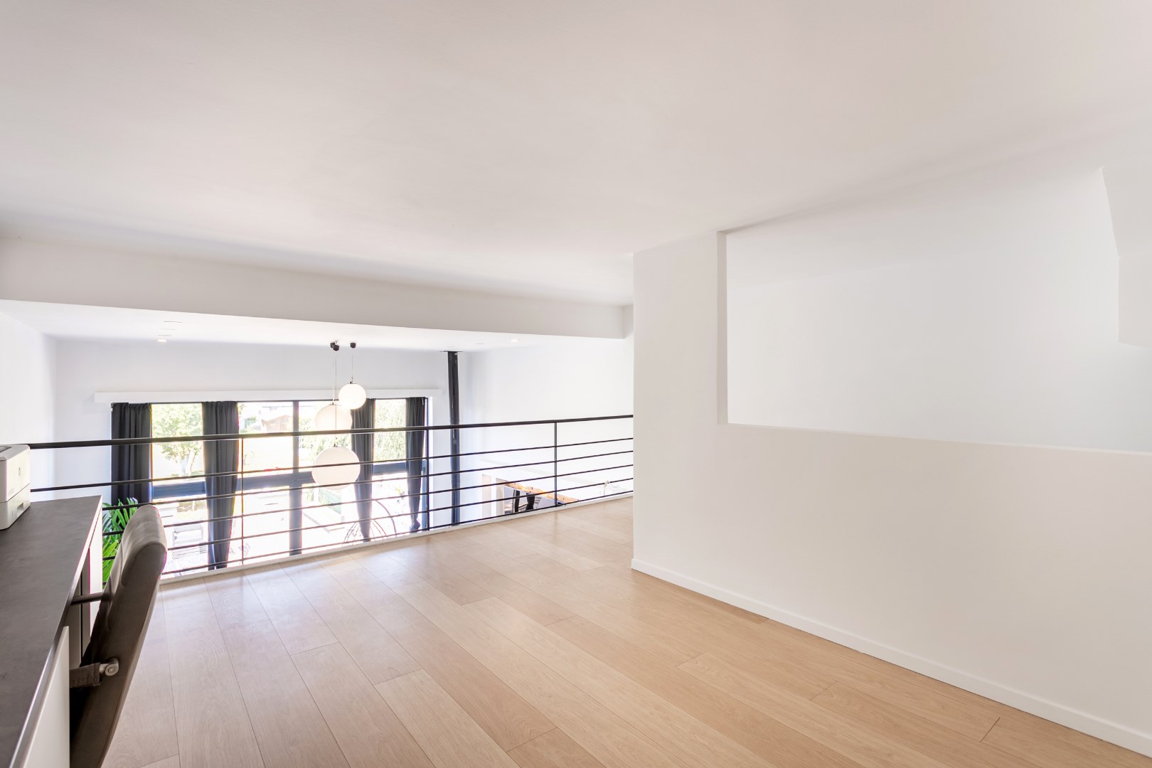 Ruime en energiezuinige (EPC A) woning met 5 slaapkamers, bureau, garage en tuin 