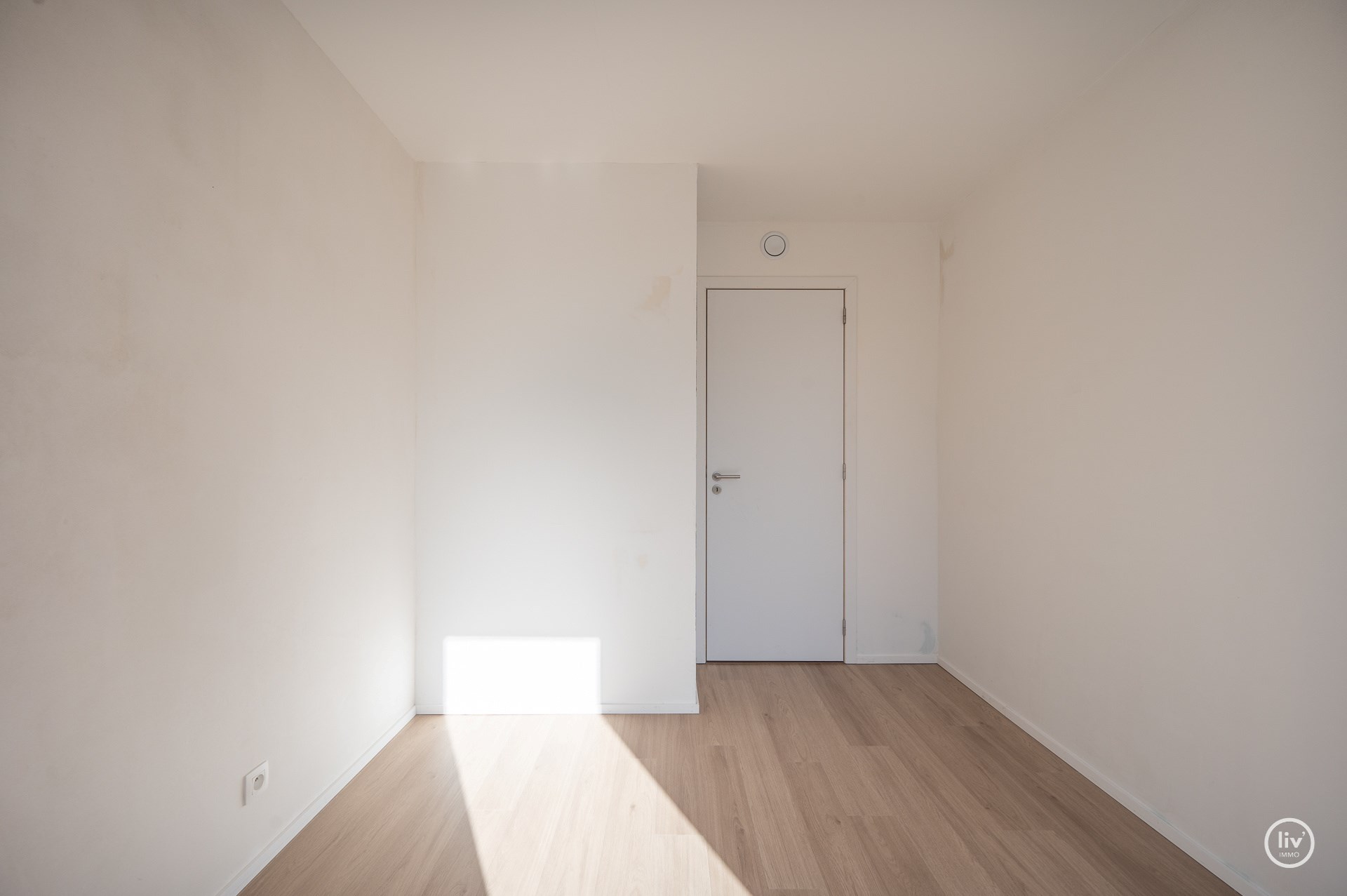 NOUVEAU - Magnifique appartement neuf avec deux chambres, &#224; distance de marche de la plage &#224; Heist. L&#39;appartement est situ&#233; au troisi&#232;me &#233;tage. 