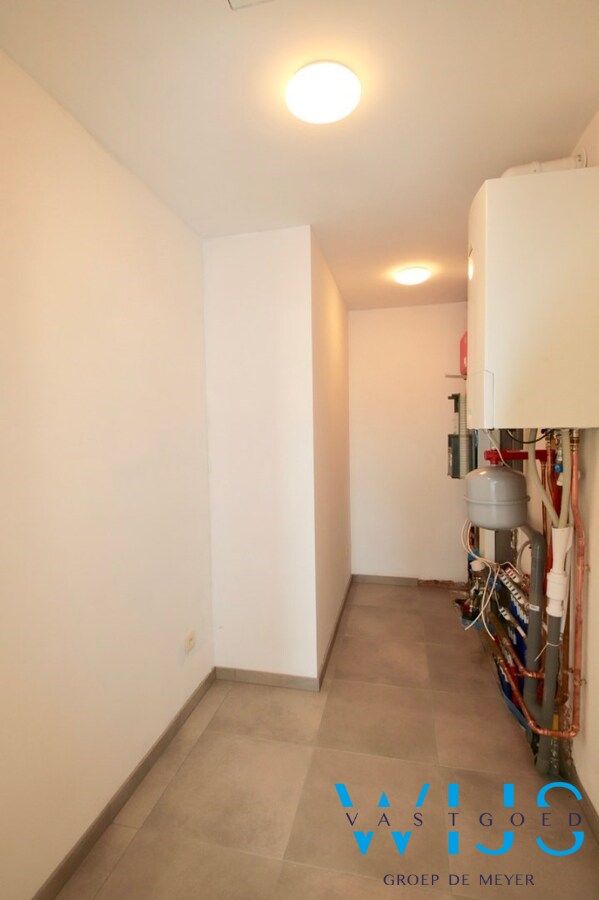 Volledig gerenoveerd woonhuis op 750m&#178; in hartje Ertvelde ! 