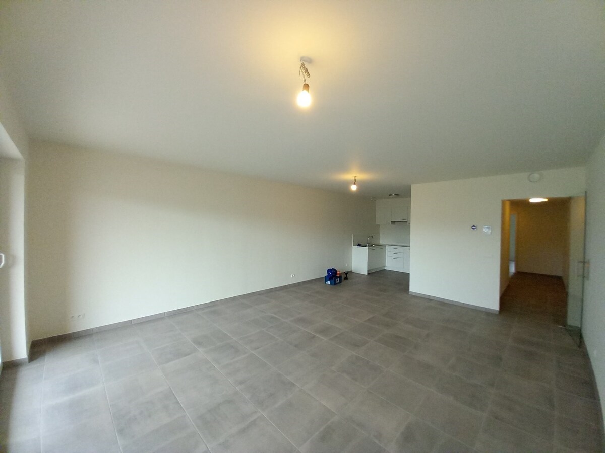 Lichtrijk nieuwbouw appartement te Smedenpoort. 