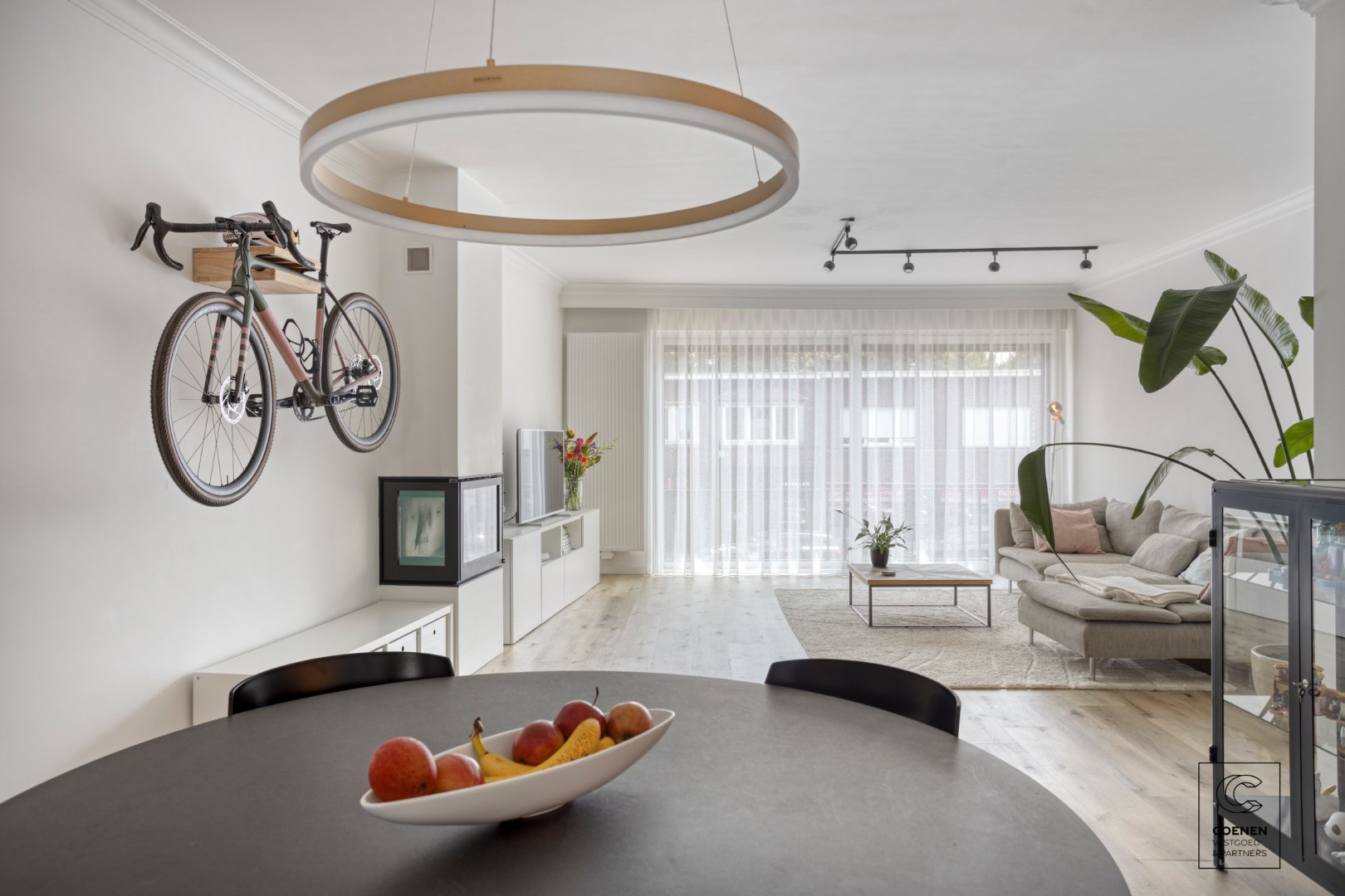 Prachtig appartement van 102 m&#178; met twee slaapkamers te centrum Schilde! 