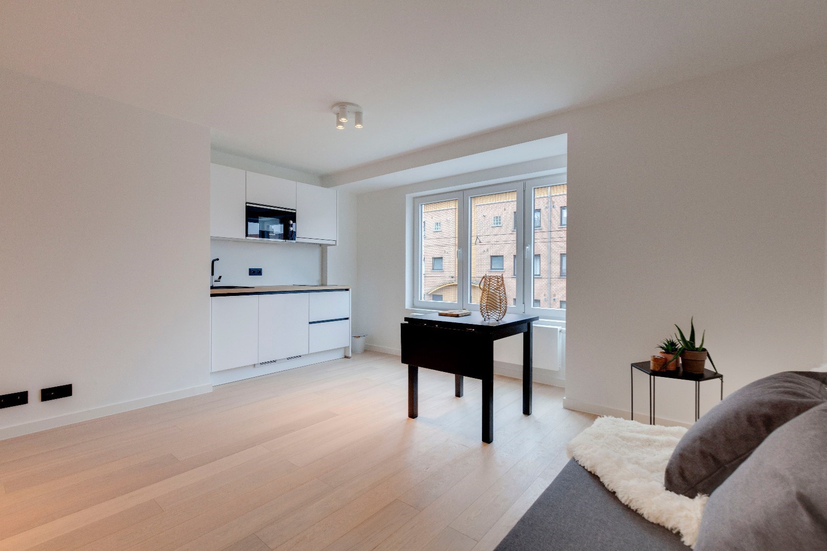 Studio nabij het UZ Gent (550 euro ) 