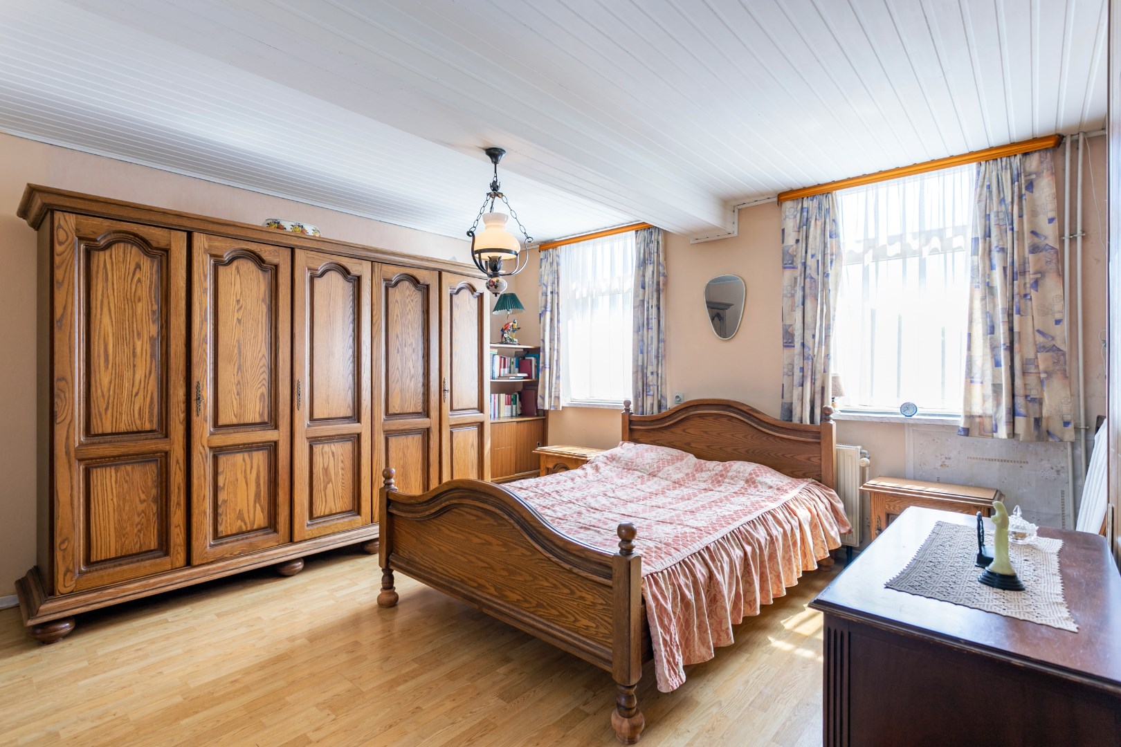 Maison &#224; r&#233;nover avec 3 chambres, entrep&#244;t et prairie sur 59a dans le cadre verdoyant de Pepingen. 
