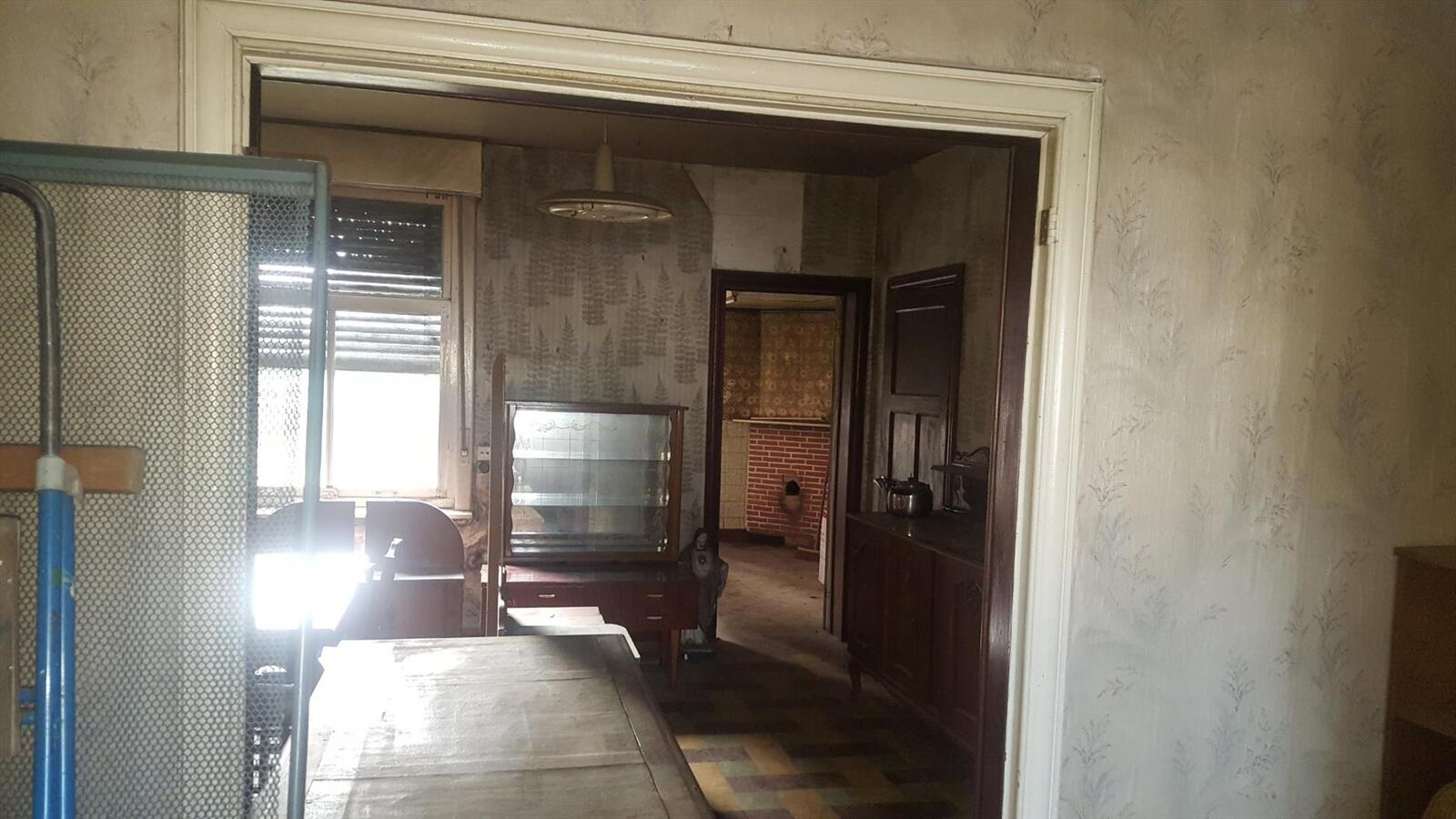 TE KOOP: WONING VOOR RENOVATIE 