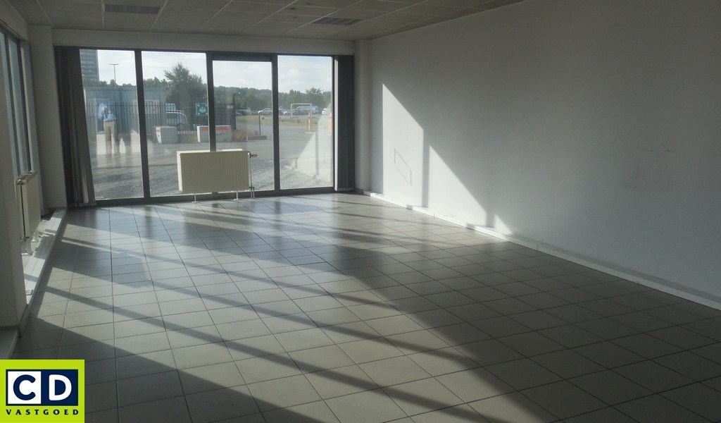Kantoren met magazijn te huur langs Singel in Borgerhout