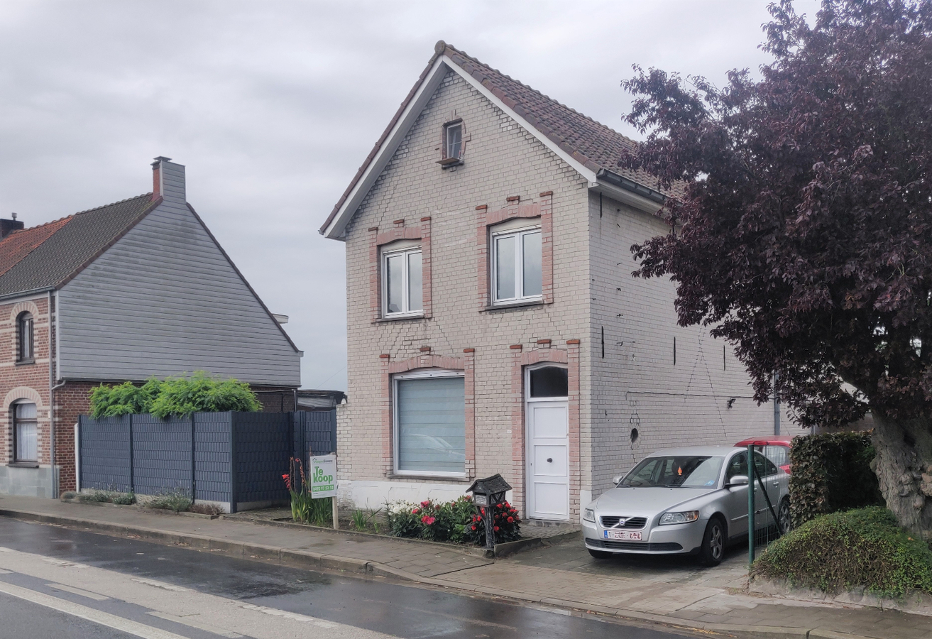 Alleenstaande woning met 3 slaapkamers te Woumen 