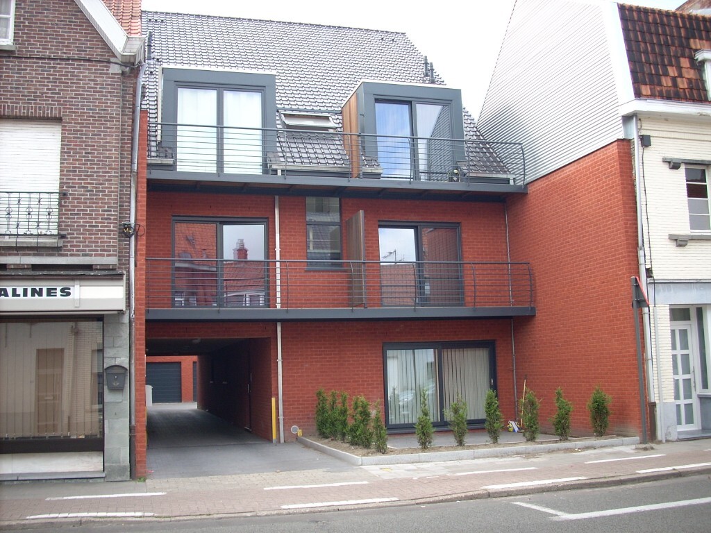 Nieuwbouwappartement met garage te huur te Eeklo 