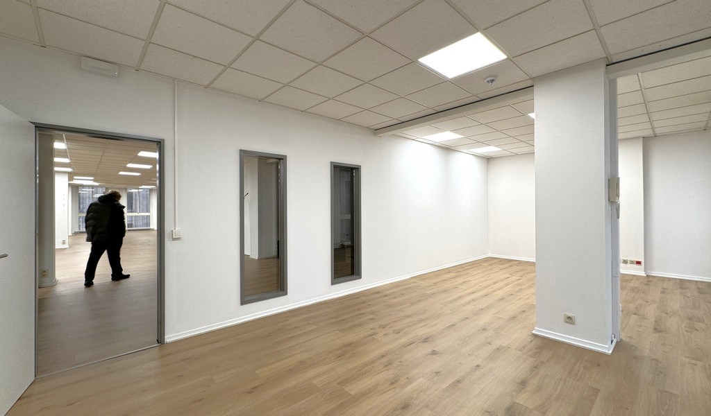 Lichtrijke kantoren te huur in centrum van Antwerpen