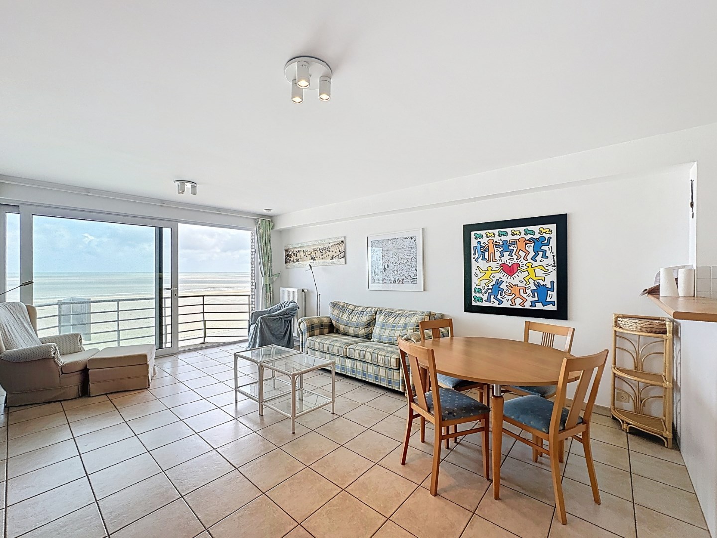Centraal gelegen appartement met FRONTAAL ZEEZICHT 