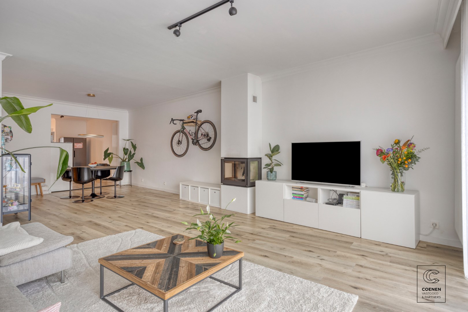 Prachtig appartement van 102 m&#178; met twee slaapkamers te centrum Schilde! 