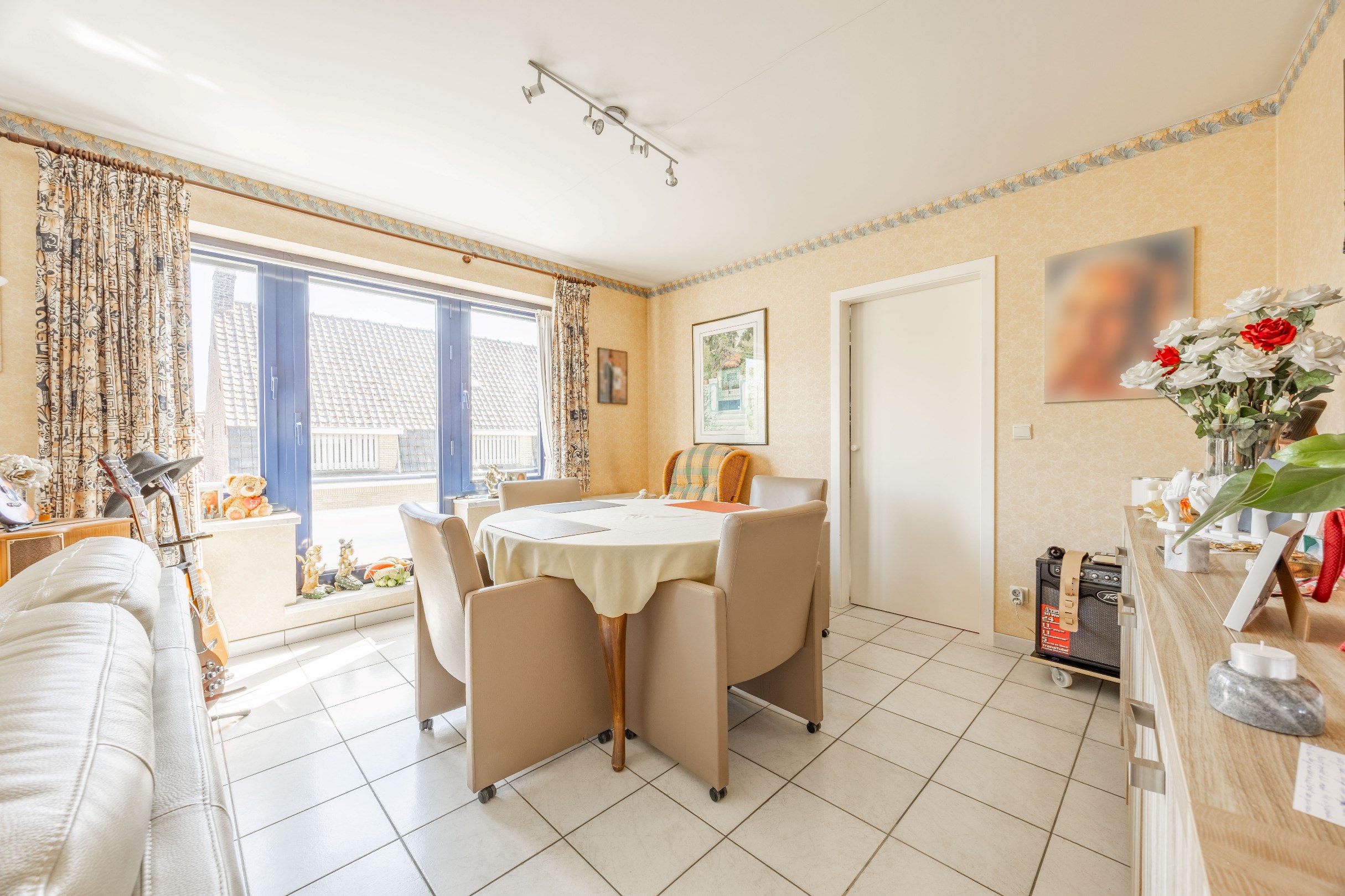 CENTRAAL GELEGEN APPARTEMENT MET 2 SLAAPKAMERS 