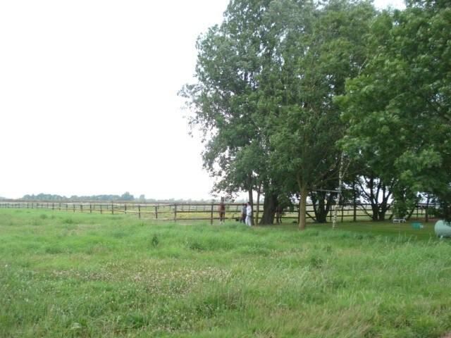 Hoeve met diverse bijgebouwen op ca. 5 ha 