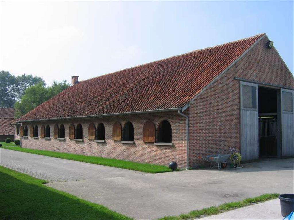 Gezellige boerderij op 2,5 ha, op rustige locatie te Merksplas 